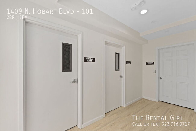 Building Photo - 1st Floor Hollywood Chic 2BR/ 2BA Open-Con...