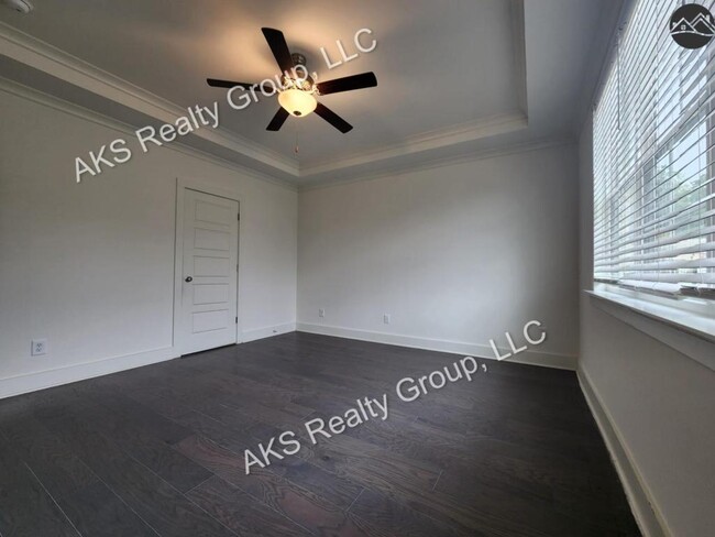 Building Photo - 838 Griffin Park Cir