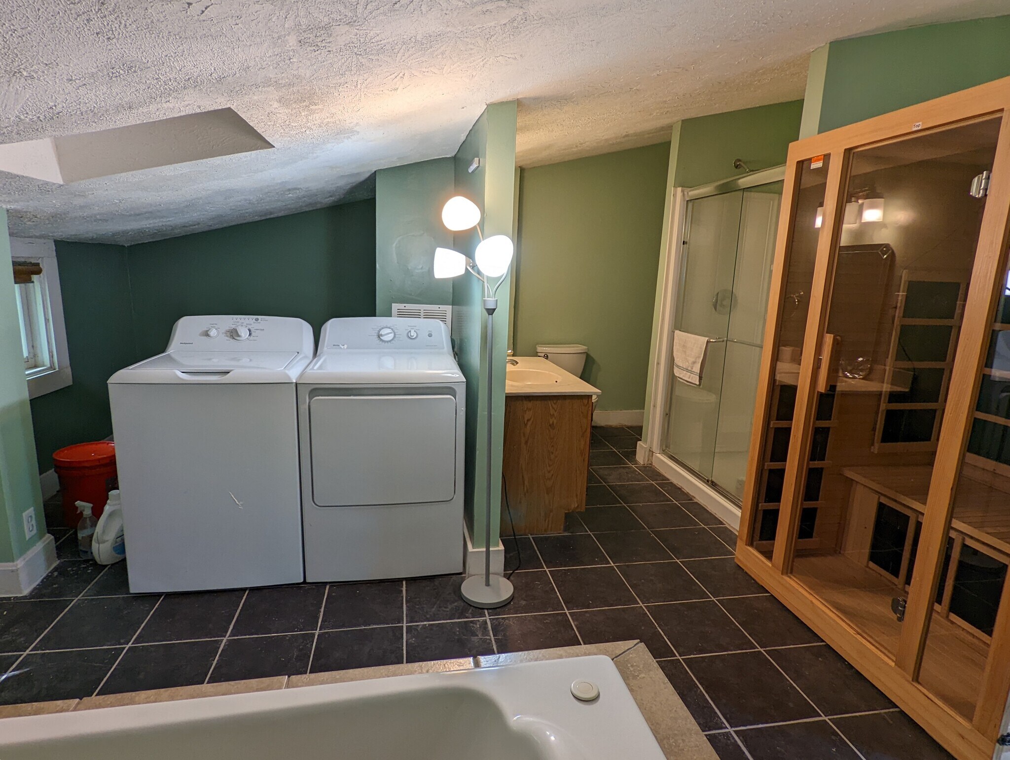 Bathroom 2 - 2253 Loth St