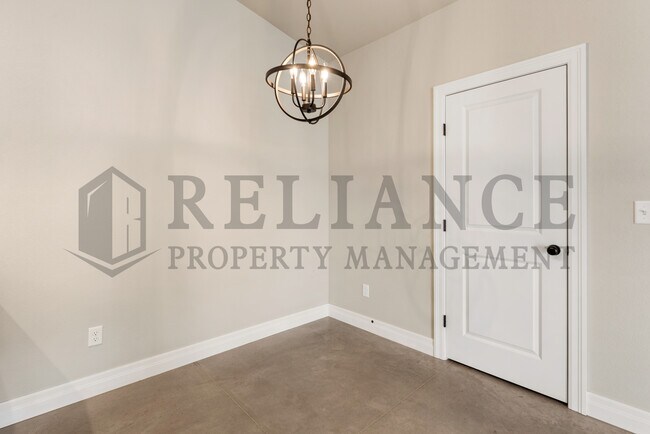 Building Photo - 13619 W Hunters View Ct