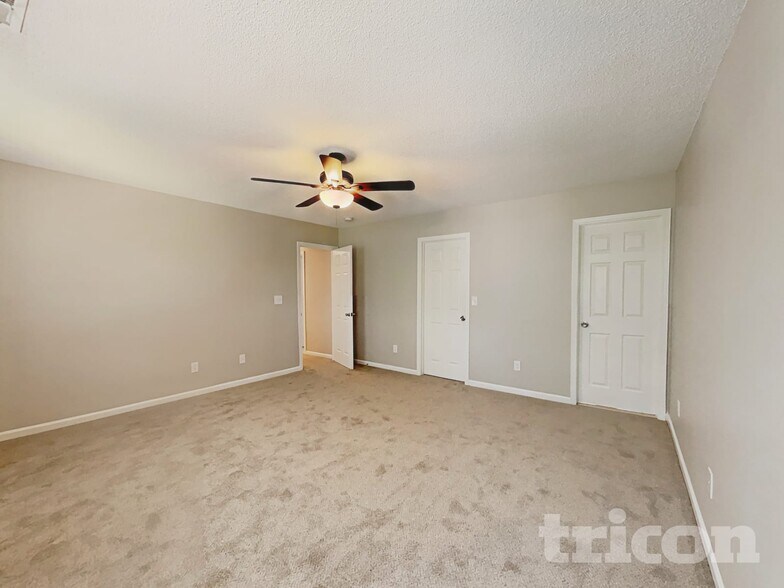 Building Photo - 2102 Taras Trace Dr