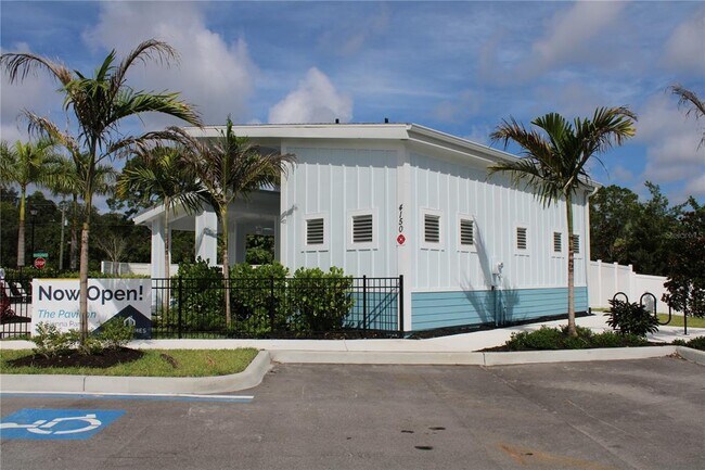 Building Photo - 4083 Via Sienna Cir