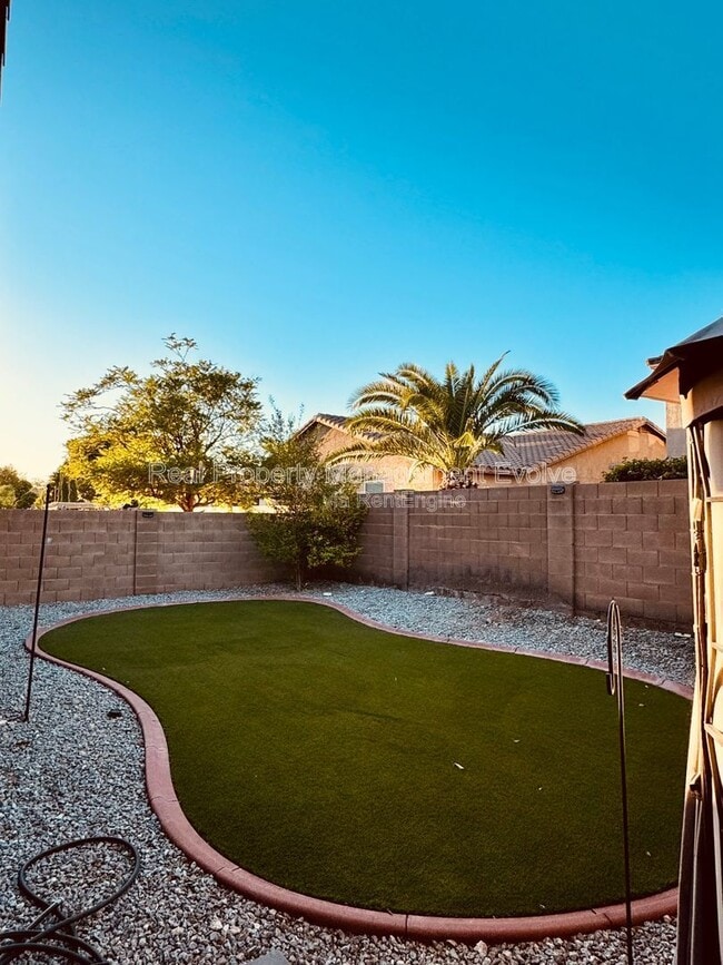 Building Photo - 9156 W Mine Trail