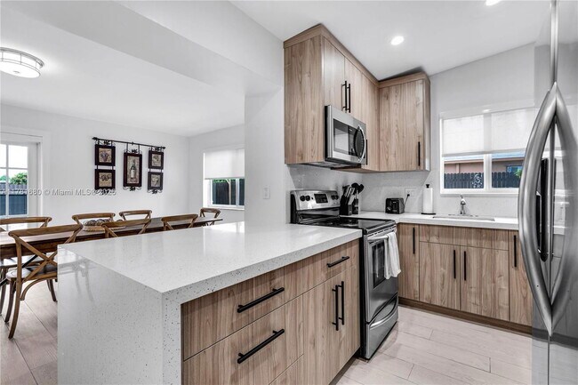 Building Photo - 11350 SW 51st St