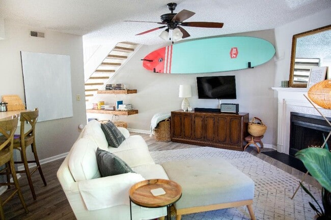 Building Photo - 7761 Falcon Rest Cir