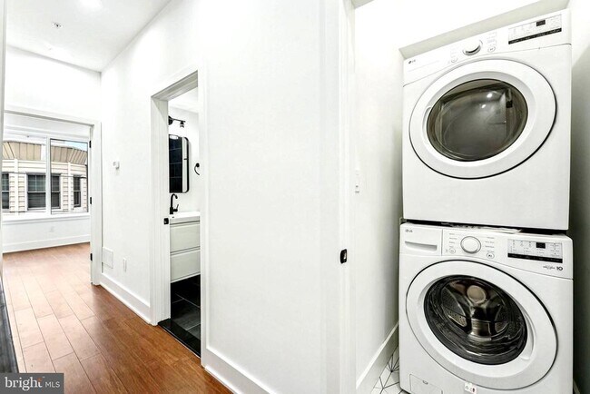 Building Photo - 2602 Earp St