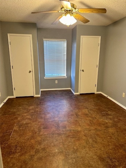 Building Photo - 2105 Melody Cir