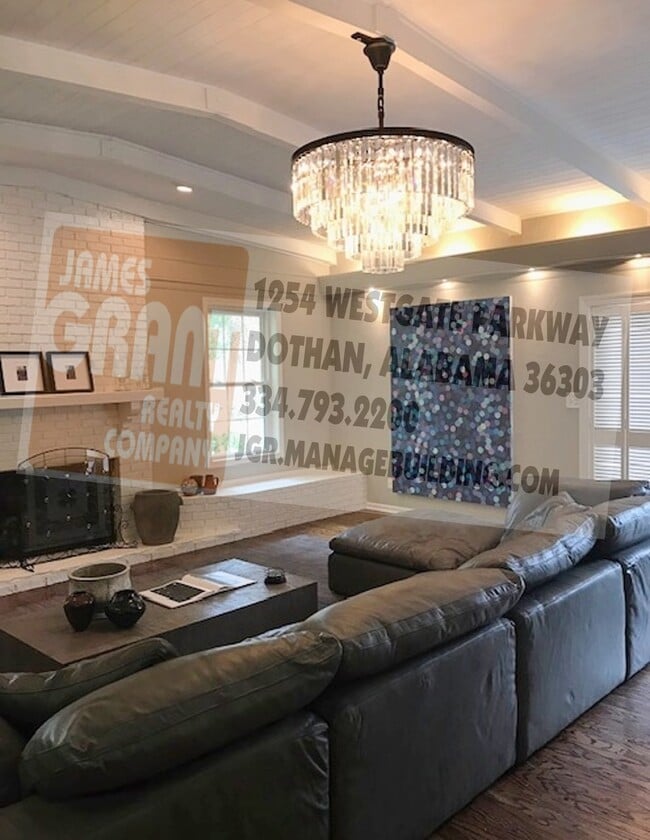 Building Photo - 1604 Haisten Dr