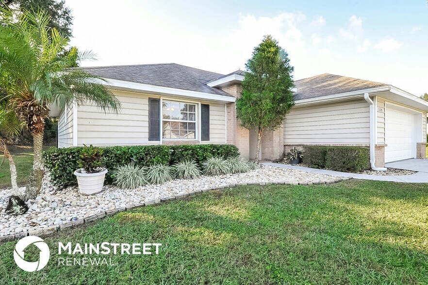 Building Photo - 1009 Hidden Dr