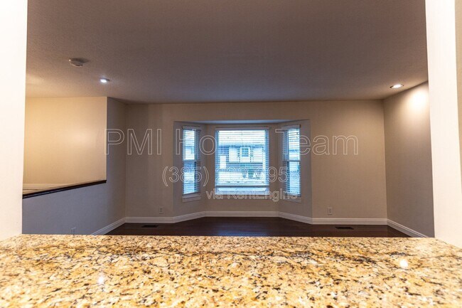 Building Photo - 2205 N 1100 W