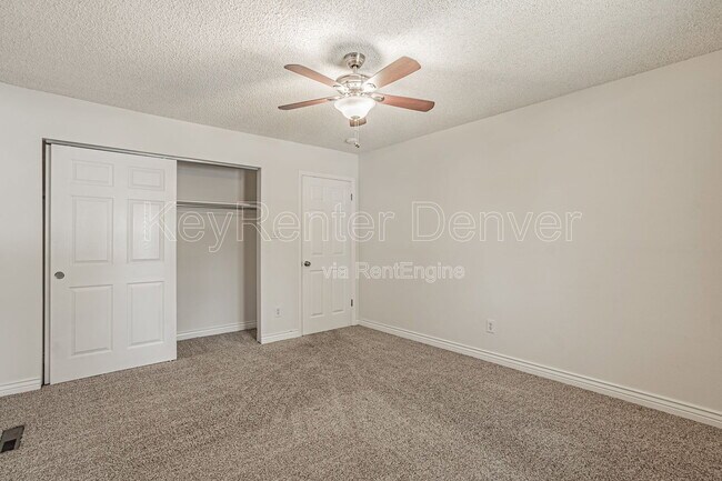 Building Photo - 535 S Cody St