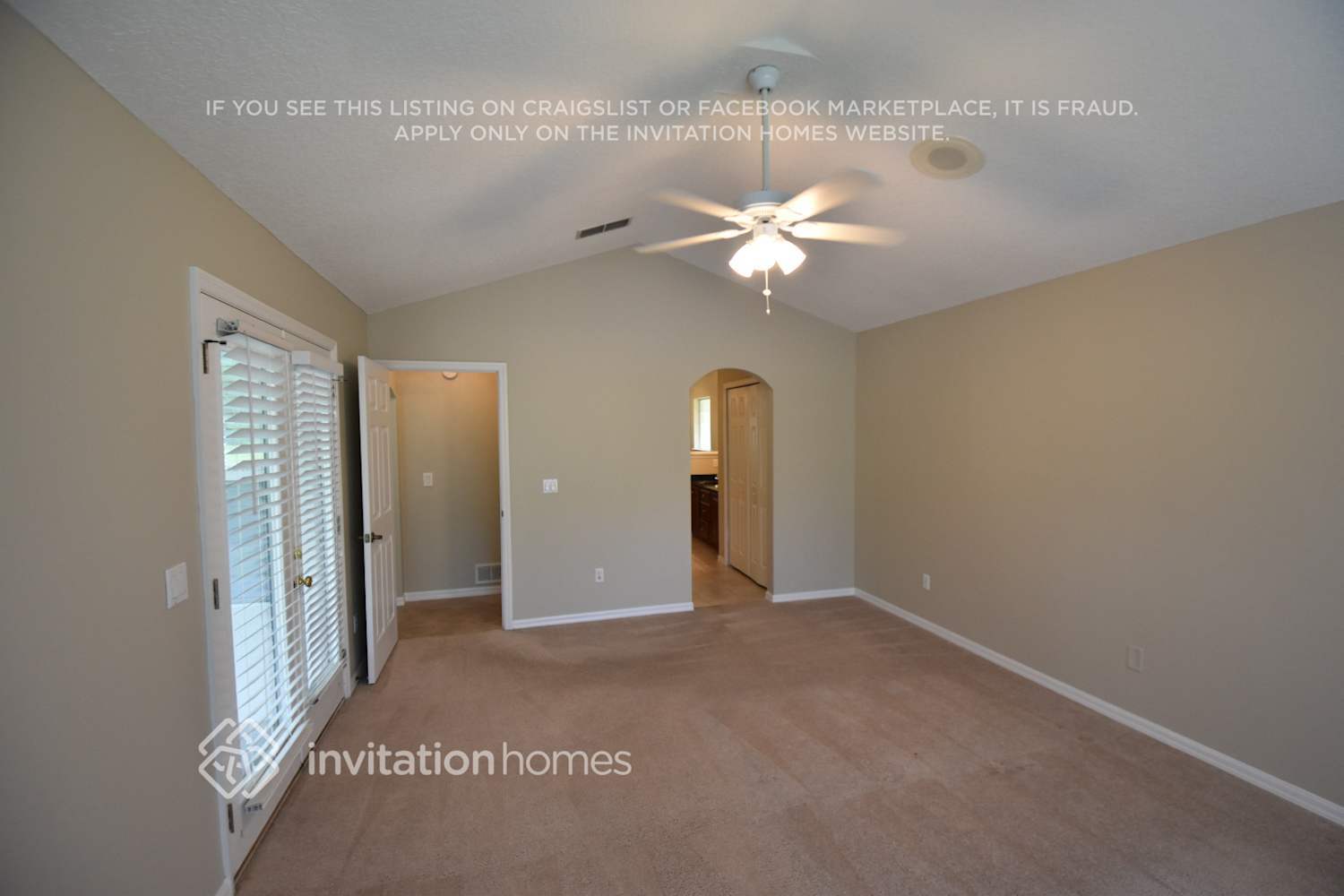 Building Photo - 893 Blackberry Ln