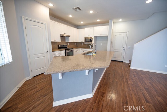 Building Photo - 7255 Roselai Ct