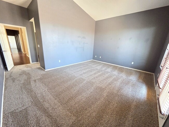 Building Photo - 3 Bedroom Single Story in Providence Gated Community