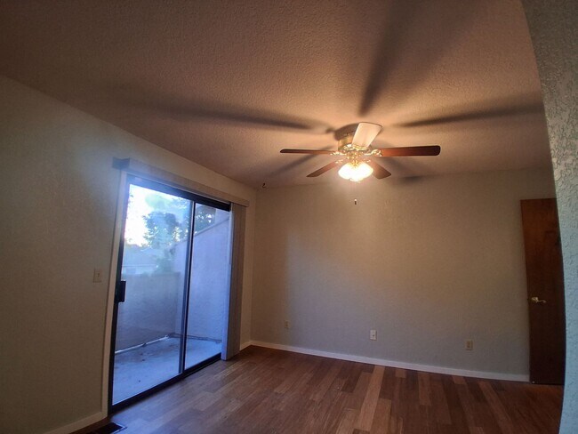 Building Photo - 4045 Dale Rd