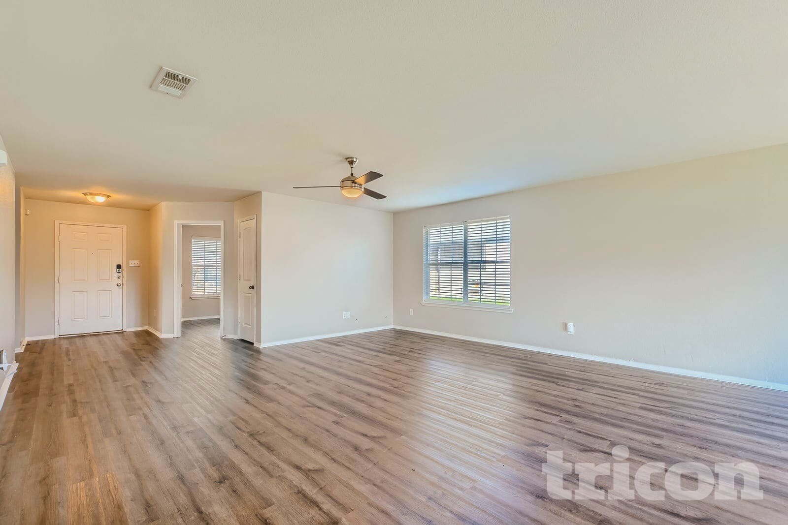 Building Photo - 208 Silver Spur Dr