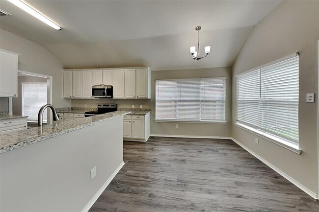 Building Photo - 7214 Bristol Ridge Dr