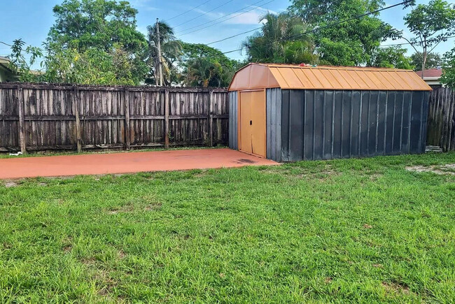 Building Photo - 18800 NW 29th Ave