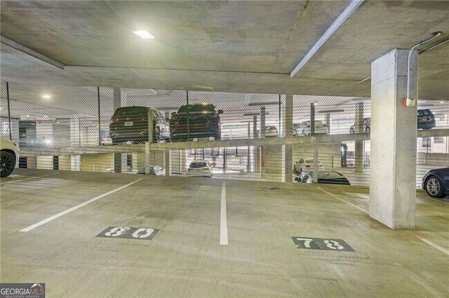 Building Photo - 3338 Peachtree Rd