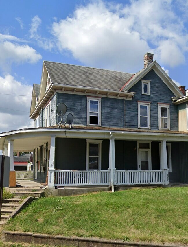 3 Shaw Ave 3 Shaw Ave Lewistown PA 17044 Apartment Finder