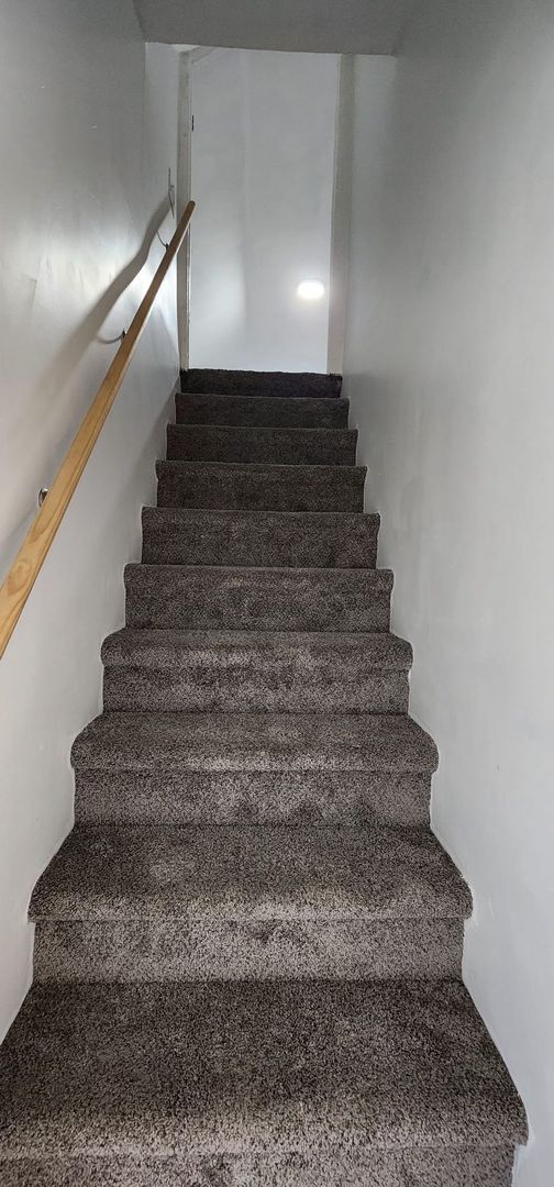 Building Photo - Newly Renovated 3-Bedroom Apartment in Pen...