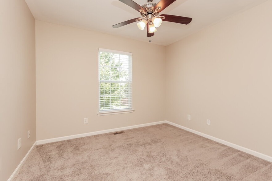 Building Photo - 4028 Kristen St