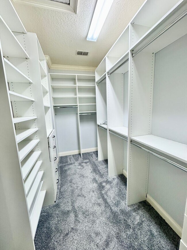 Building Photo - LUXURY RENTAL In Maitland - Winter Park Area 32751