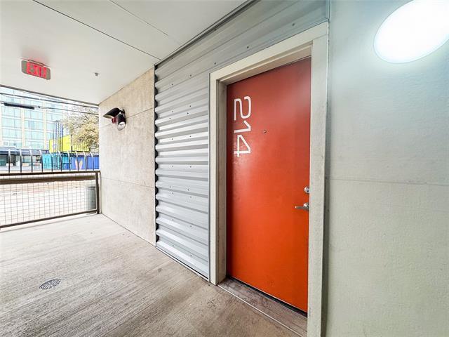 Building Photo - 1111 S Akard St
