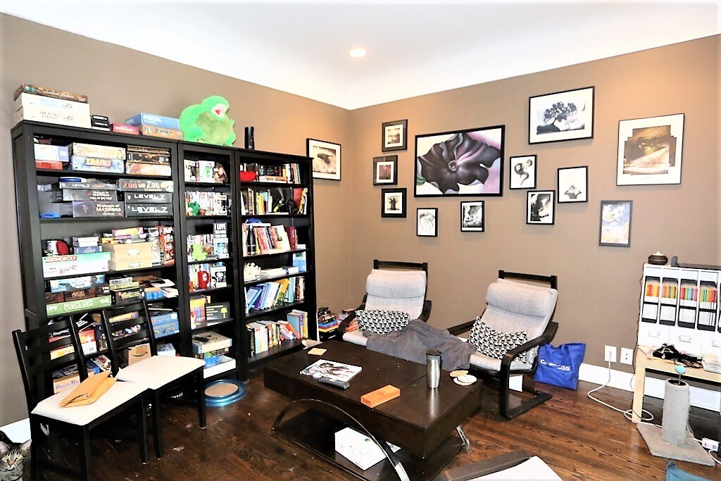 Building Photo - 4849 N Seeley Ave