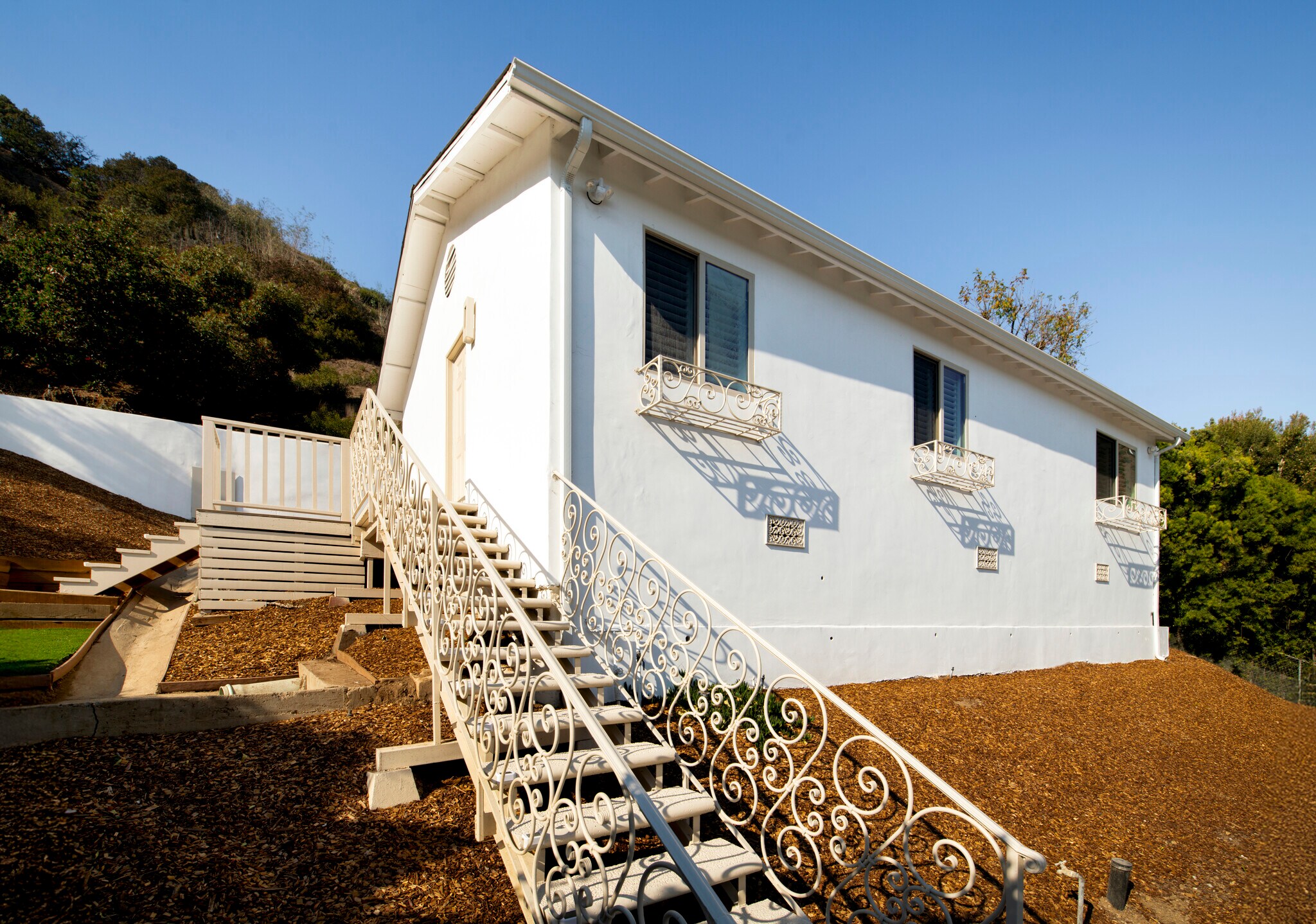 Building Photo - 9809 Beeson Dr