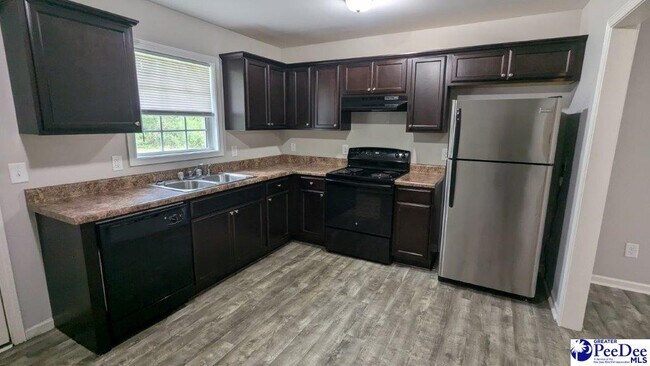 Building Photo - 161-A South Carolina Dr