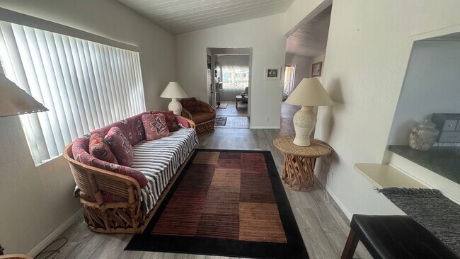 Building Photo - 35239 Bandana Cir