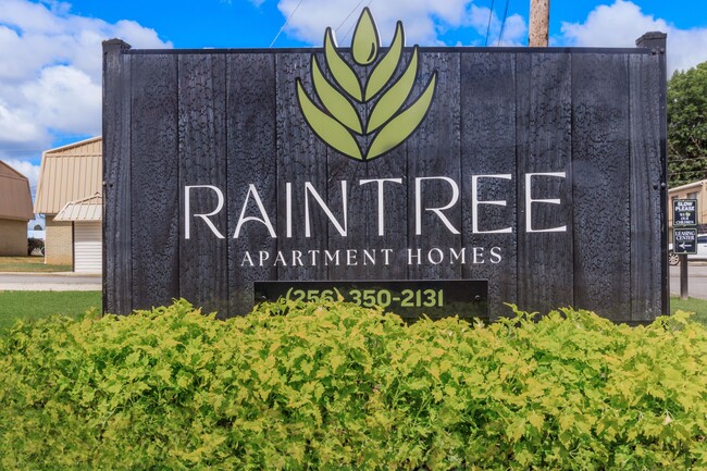 Building Photo - Raintree Village Apartments