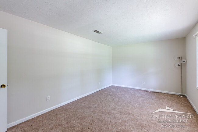 Building Photo - 4272 Carlos Ct