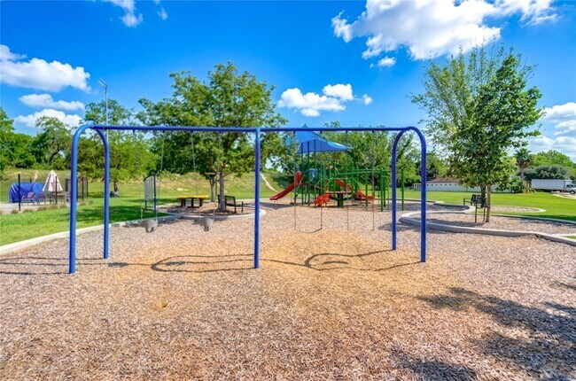 Building Photo - 14403 Daly Dr