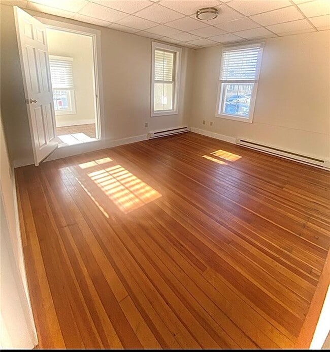 Building Photo - 36 E Bowery St