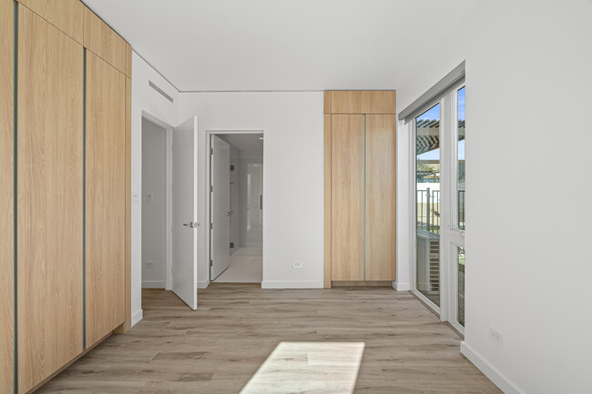 Building Photo - 13852 Scenic Crest Cir