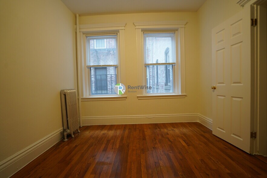 Building Photo - 1298 Commonwealth Ave