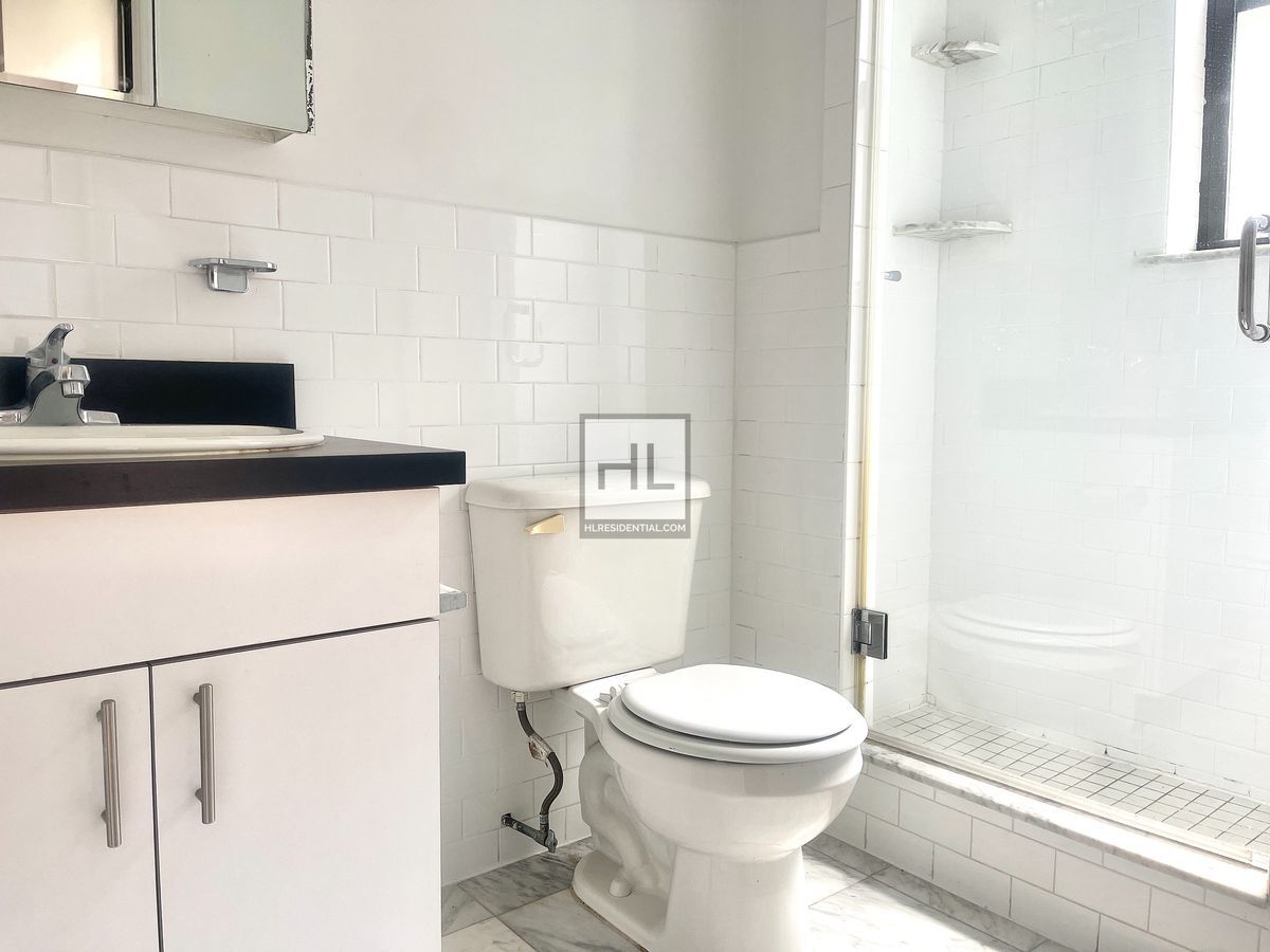 Building Photo - EAST 89 STREET