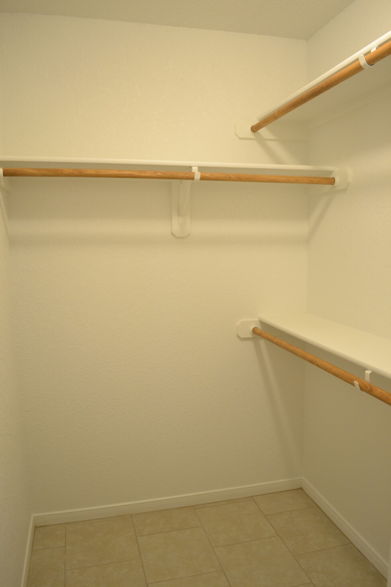 Master Closet - 220 Ryan Cir Apt B