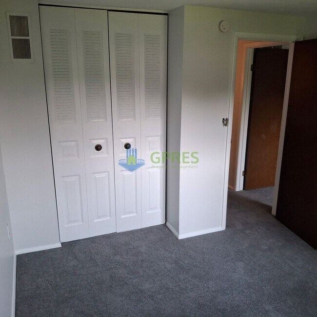 Building Photo - 111 Lebeouf Dr