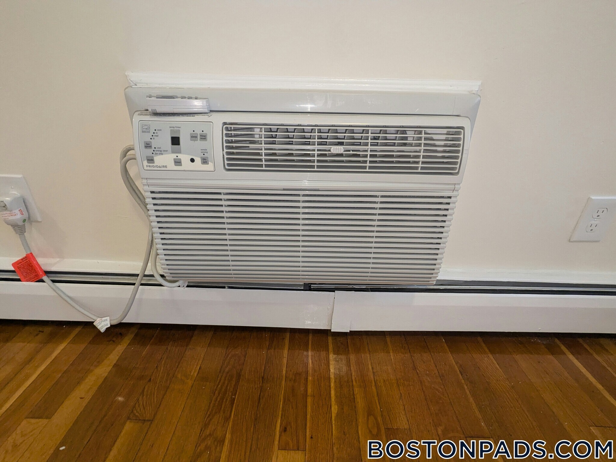 Building Photo - 2018 Commonwealth Ave