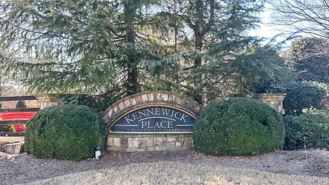 Building Photo - Alpharetta 4 Bedroom-3 Bathroom, Granite Counters, Stainless Appliances, Hardwoods