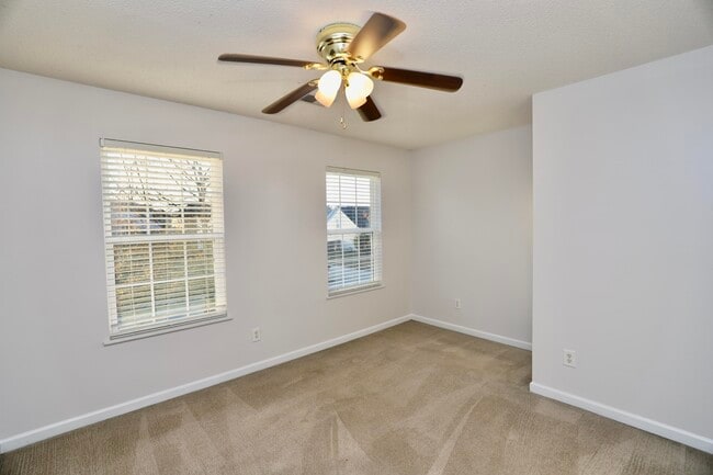 Building Photo - 1749 Mossberg Dr