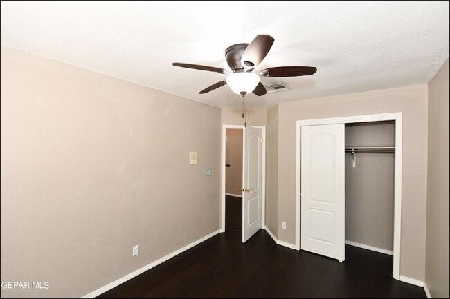 Building Photo - 7362 Luz De Dia Ct
