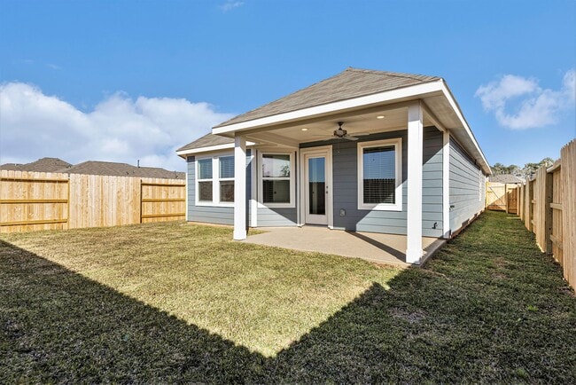 Building Photo - BRAND NEW - NEVER LIVED IN 3 bedroom, 2  bath house in Moran Ranch