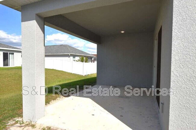 Building Photo - 372 Cascara Ln