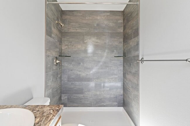 Building Photo - 1004 Brandon Way