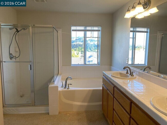 Building Photo - 171 Shadowhill Cir