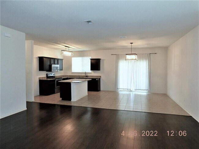 Building Photo - 4622 Cormorant Dr